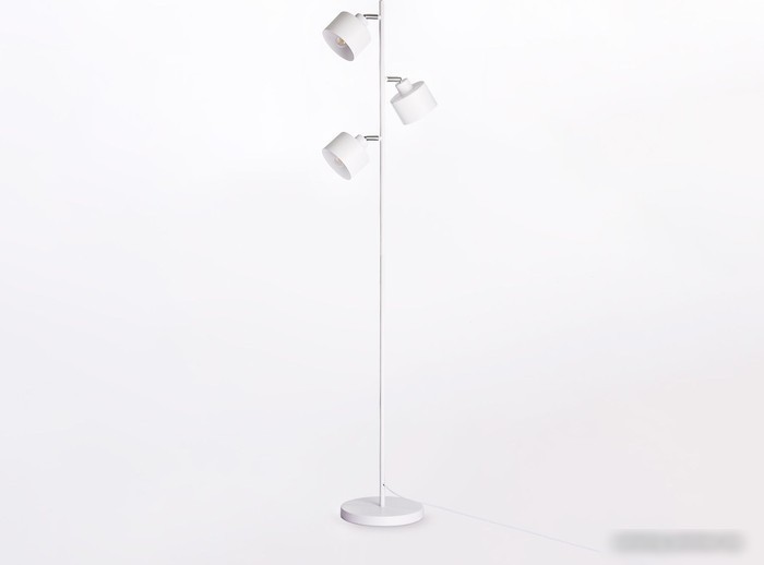 Торшер Ambrella Traditional TR8154