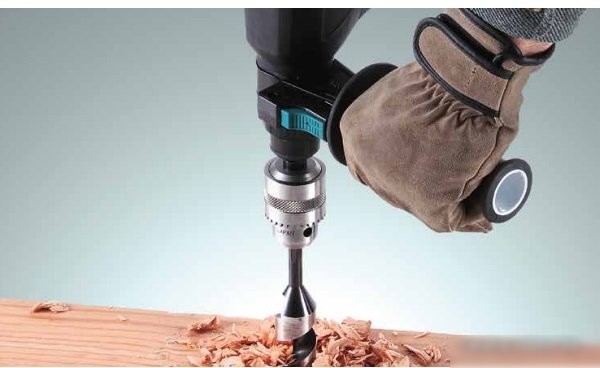 Перфоратор Makita HR2631FT