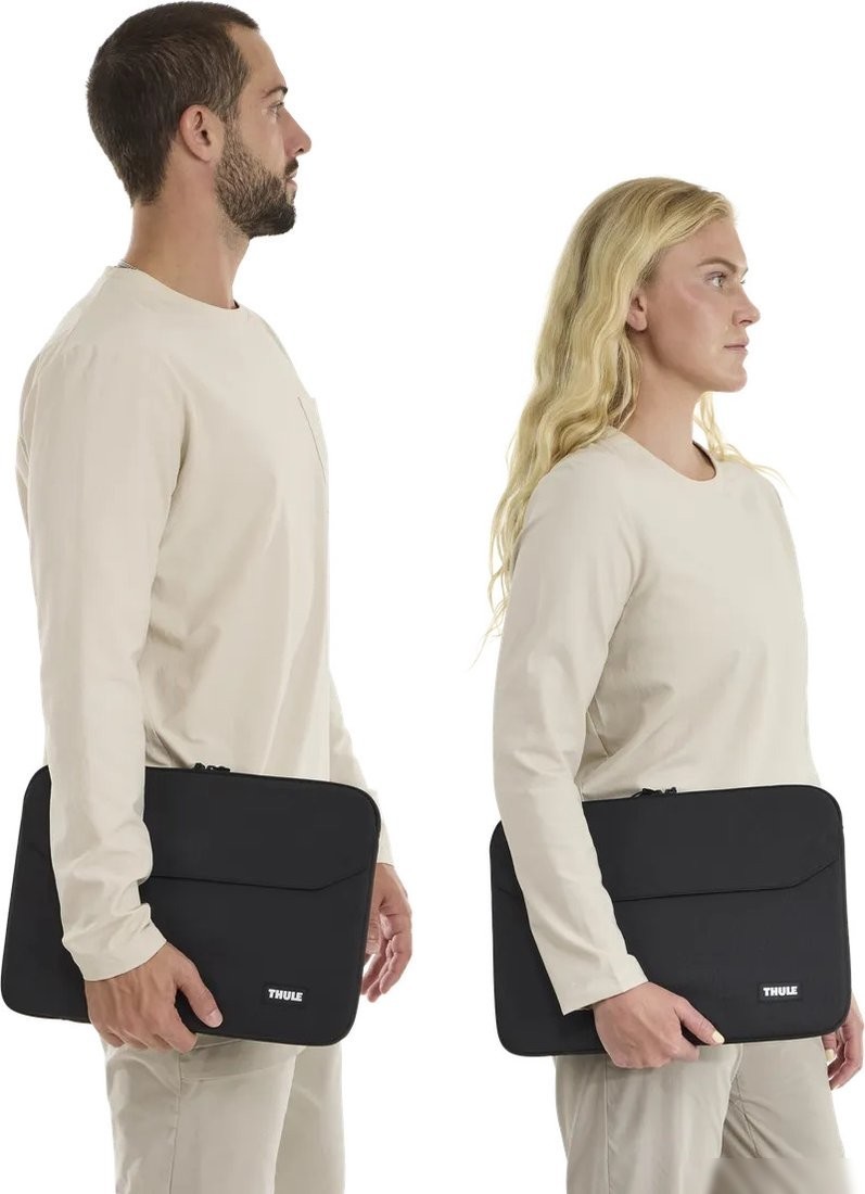 Чехол Thule Lithos Sleeve MacBook Pro 16" 3205460 TLS116K (черный)