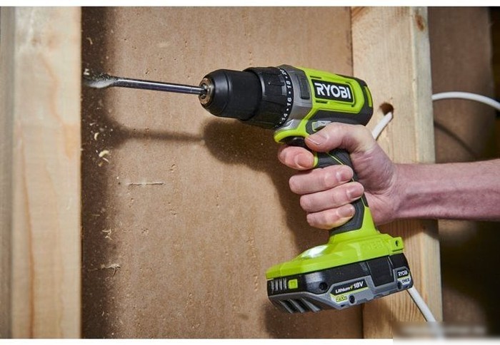 Дрель-шуруповерт Ryobi RDD18-2C42S 5133005521 (с 2-мя АКБ 2 Ач+4 Ач, сумка)