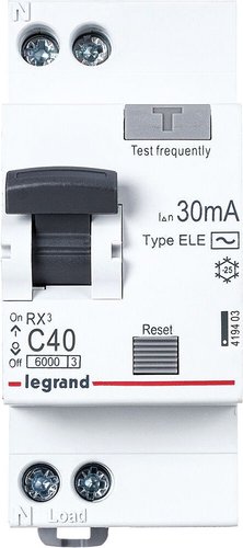 Дифференциальный автомат Legrand RX3 1P+N C 40А 30мА 6кА 2М AC 419403