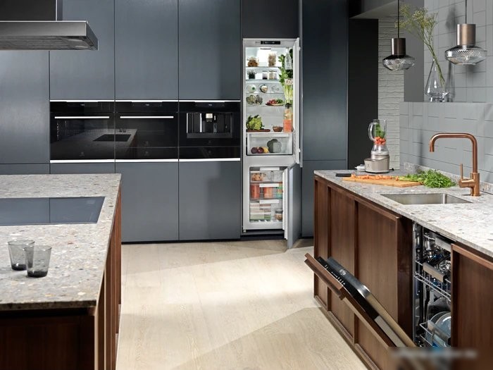 Встраиваемая посудомоечная машина Electrolux KEMB9310L