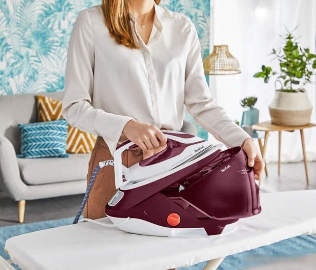 Утюг Tefal GV9220E0