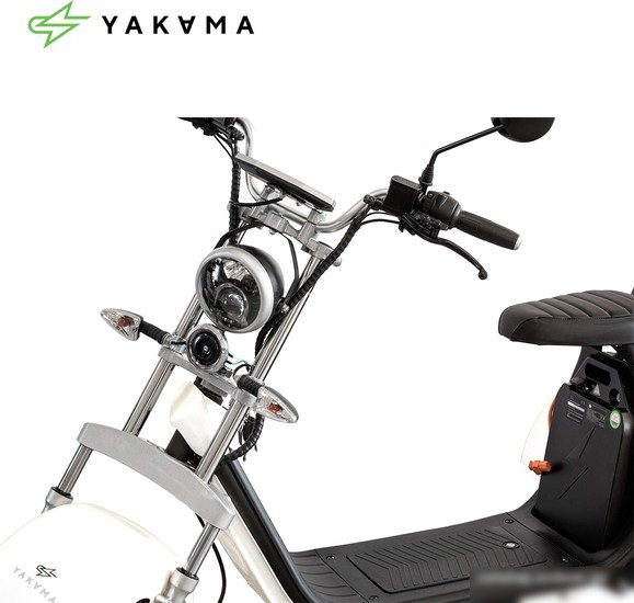 Электроскутер Yakama AP-H0003G (черный)