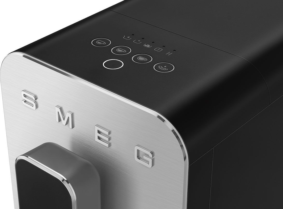 Кофемашина Smeg BCC12BLMEU
