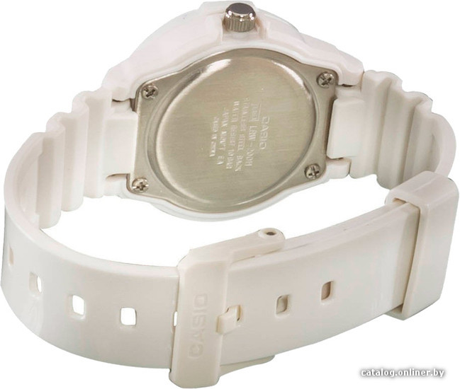 Наручные часы Casio LRW-200H-1E