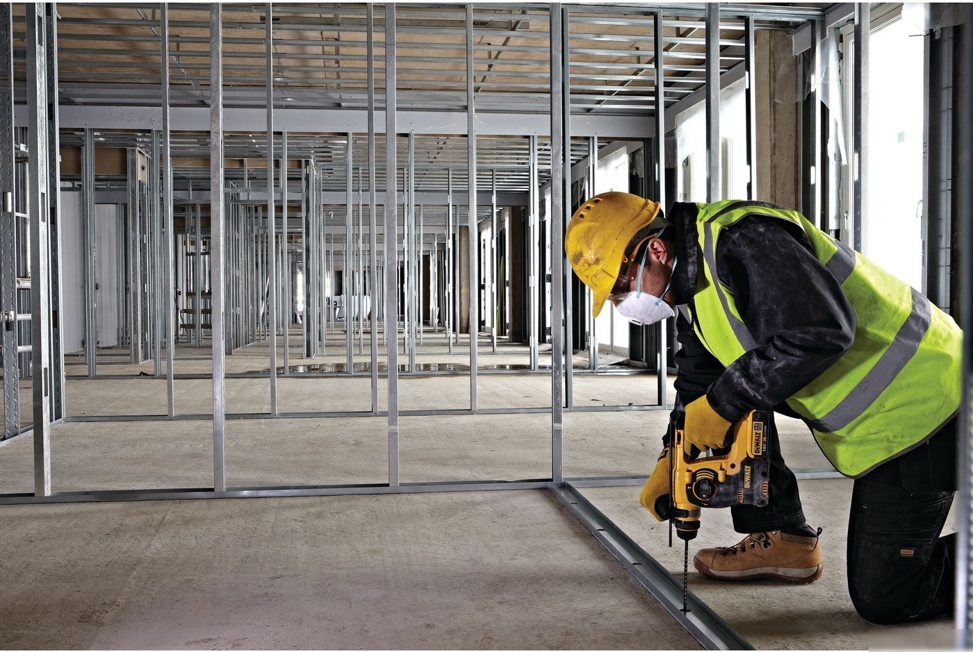 Перфоратор DeWalt DCH253N (без АКБ)