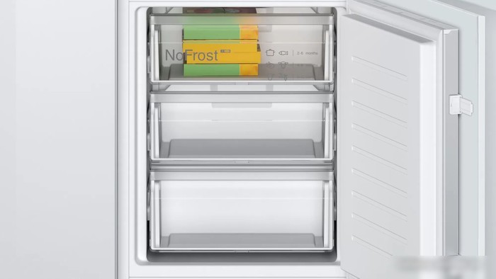 Холодильник Bosch Serie 2 KIN86NSE0