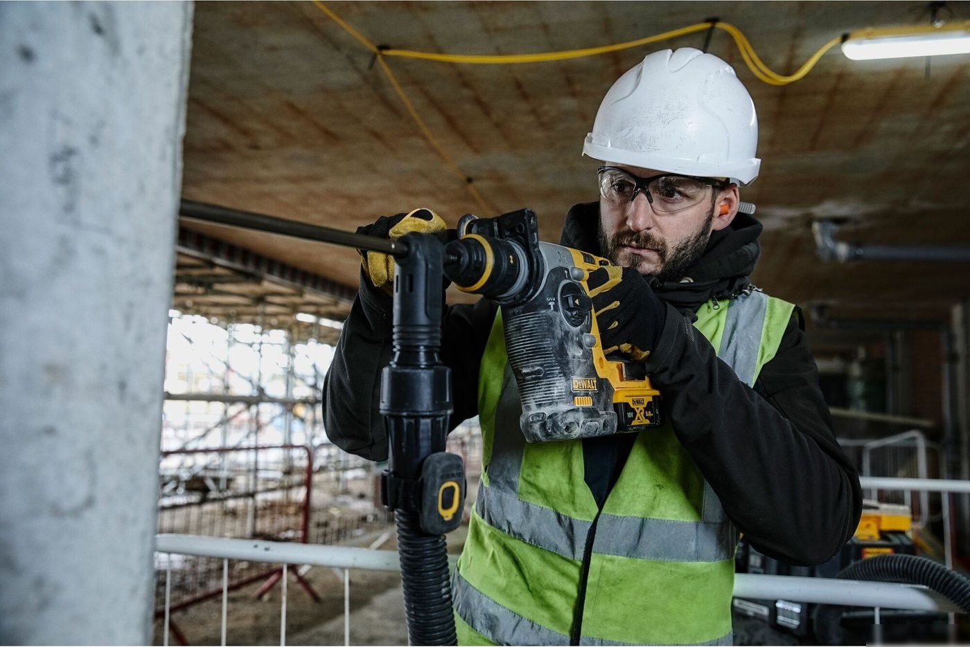 Перфоратор DeWalt DCH274N (без АКБ)