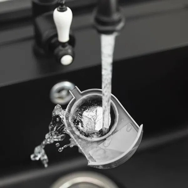 Капсульная кофеварка Cecotec Capricciosa Black