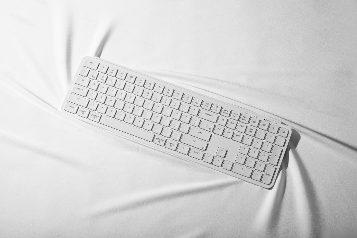 Клавиатура Keychron B6 Pro B6P-K8 (белый, нет кириллицы)