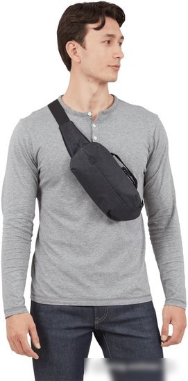 Сумка на пояс Thule Aion Sling Bag TASB102BLK (black)