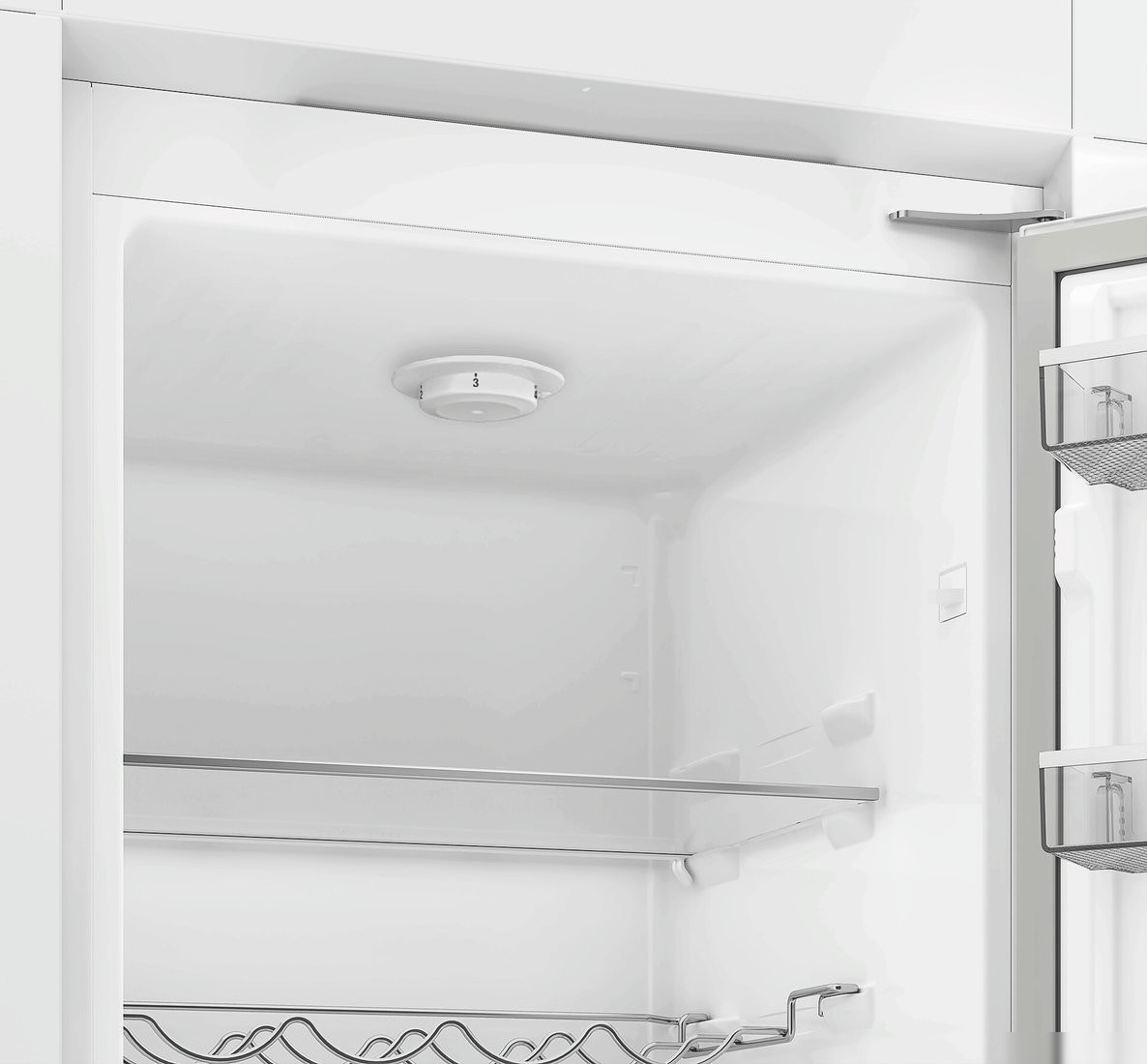 Однокамерный холодильник Hotpoint HBDR 18