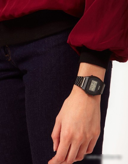 Наручные часы Casio B640WB-1A