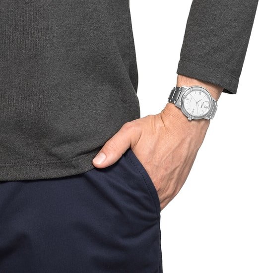 Наручные часы Citizen Eco-Drive AW1670-82A