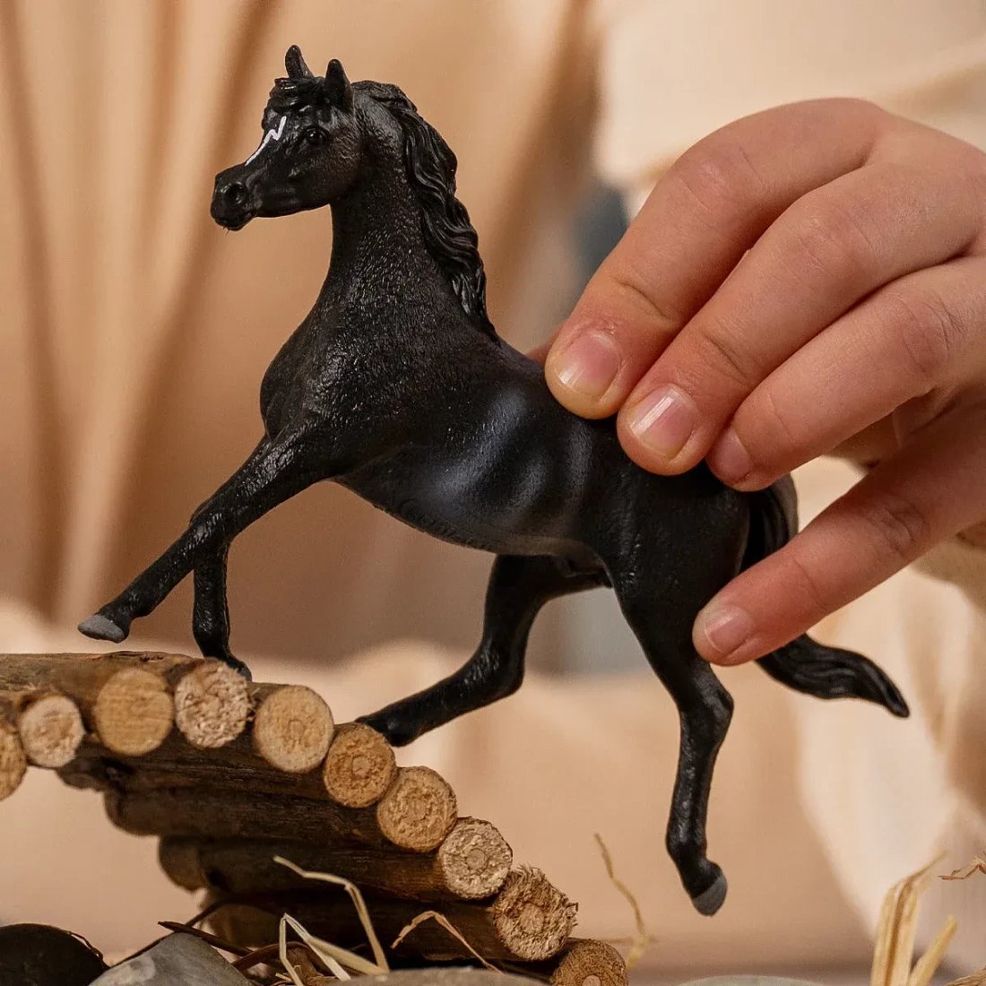 Фигурка Schleich Horse Club Рабикано, арабский 13981