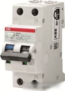 Дифференциальный автомат ABB DS201 C40 AC30 1P+N C 40A 30mA 6kA 2M 2CSR255080R1404 Дифференциальный автомат ABB DS201 C40 AC30 1P+N C 40A 30mA 6kA 2M 2CSR255080R1404