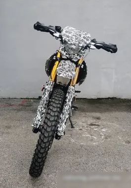 Мотоцикл M1NSK X 250 (черный/белый)