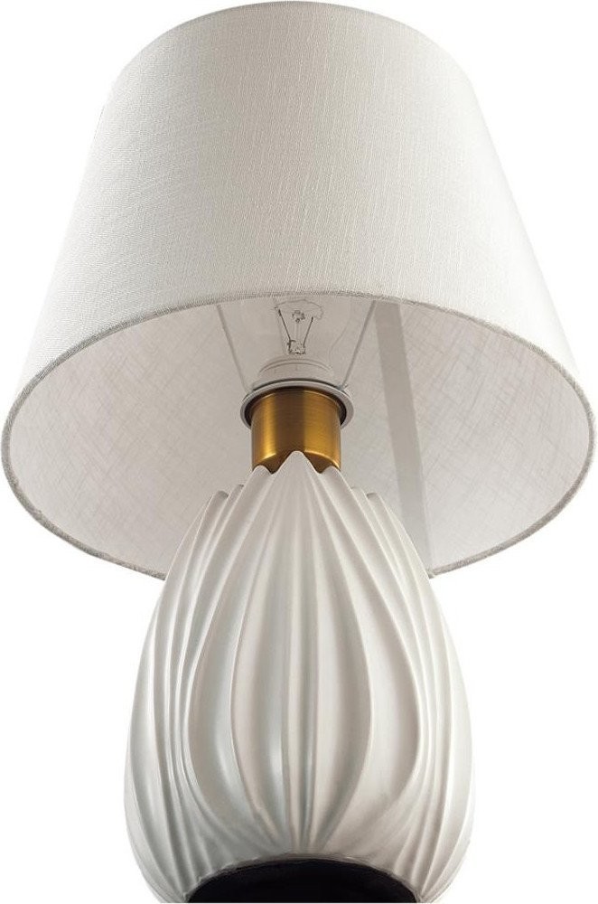 Настольная лампа Lumion Sona 8121/1T
