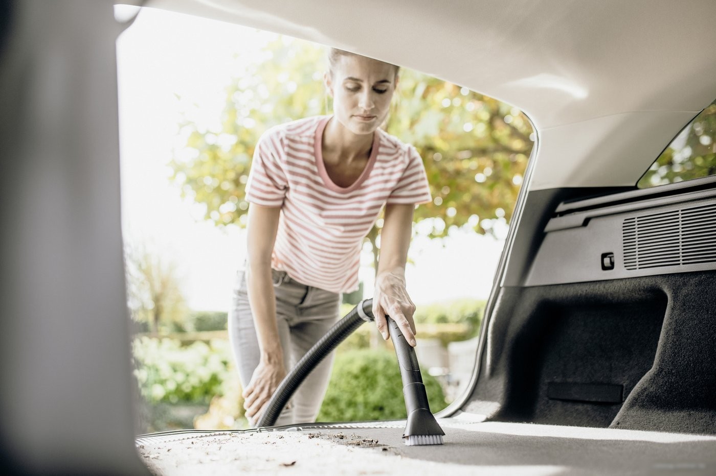 Пылесос Karcher WD 3 V-17/6/20 CAR 1.628-115.0