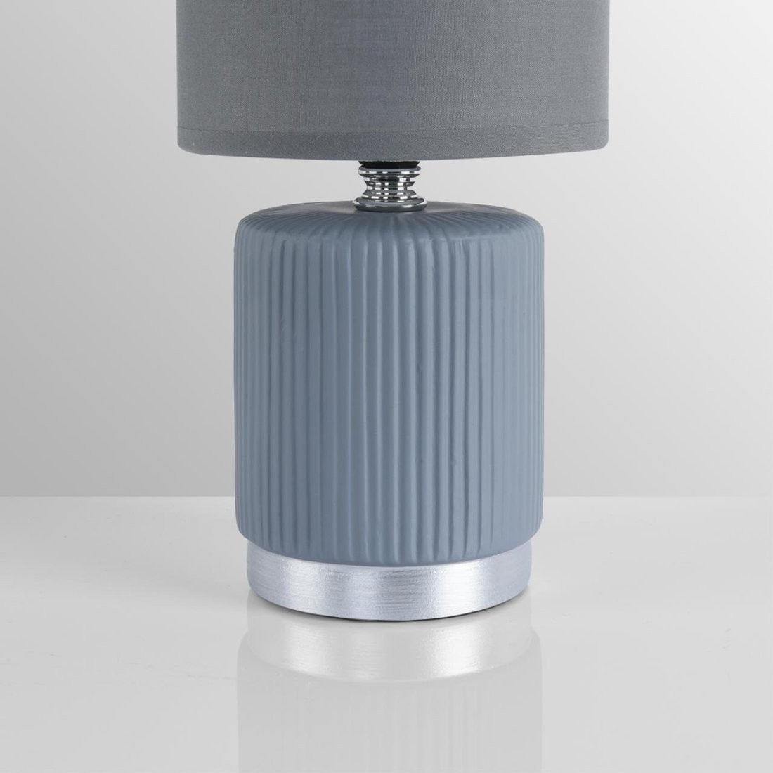 Настольная лампа Lumion Kaisa 8177/1T
