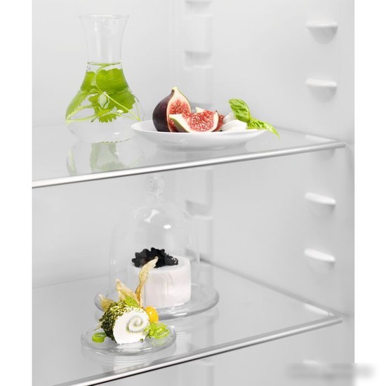 Однокамерный холодильник Electrolux LRB3AE12S