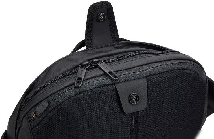 Сумка через плечо Thule Tact Waistpack 5 л (черный)