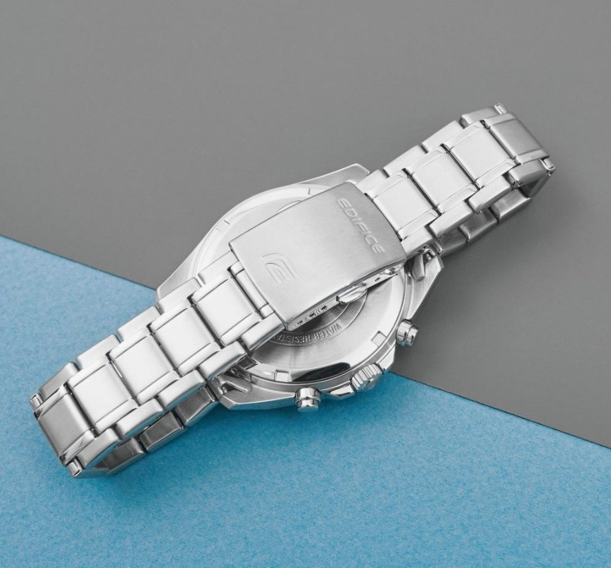Наручные часы Casio EFV-610DB-2AVUEF