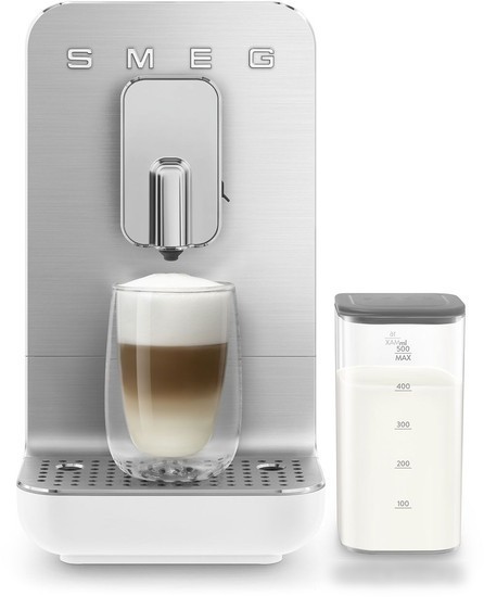 Кофемашина Smeg BCC13WHMEU