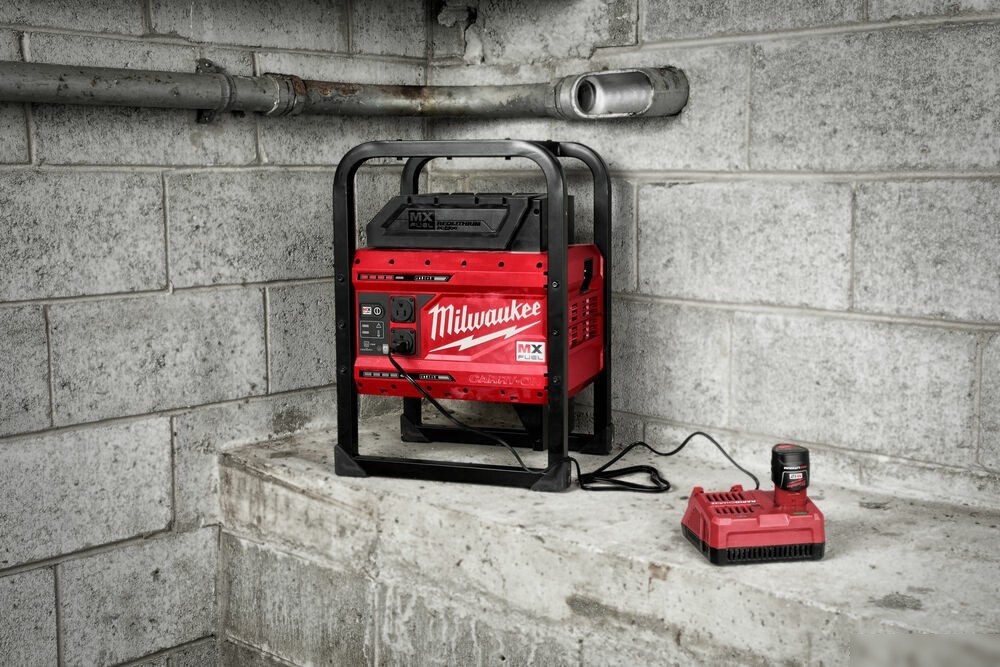 Портативная зарядная станция Milwaukee MX FUEL MXF PS-0 4933493922 (без АКБ)