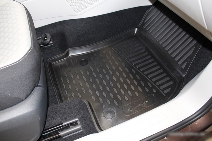 Комплект ковриков для авто Element Element5154210K (4 шт)