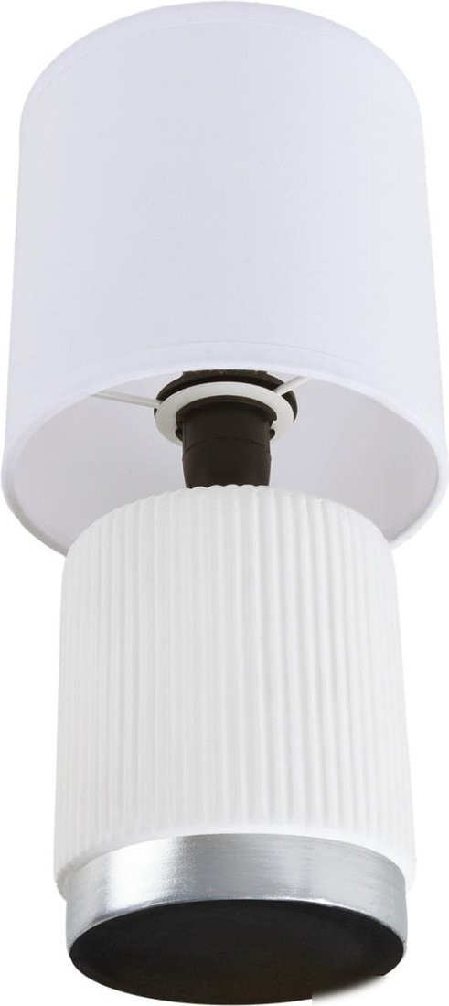 Настольная лампа Lumion Kaisa 8178/1T