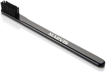 Зубная щетка Marvis Toothbrush средней жесткости (черный)