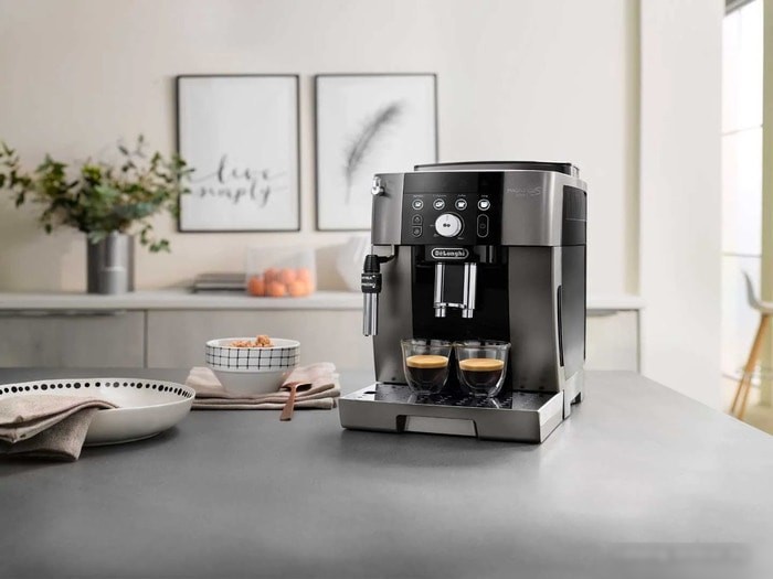 Эспрессо кофемашина DeLonghi Magnifica S Smart ECAM 250.33.TB