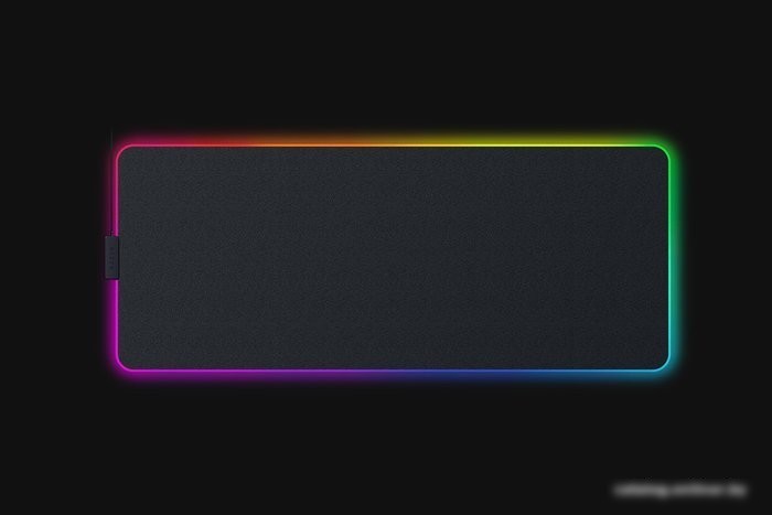 Коврик для стола Razer Strider Chroma