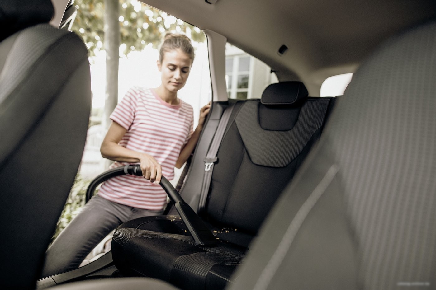 Пылесос Karcher WD 3 V-17/6/20 CAR 1.628-115.0