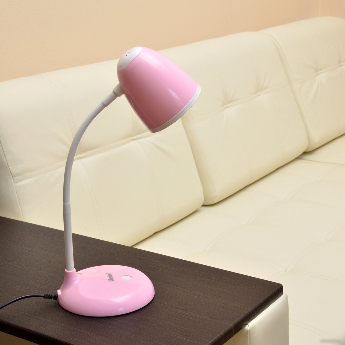 Настольная лампа Uniel TLI-228 PINK E27 UL-00003653